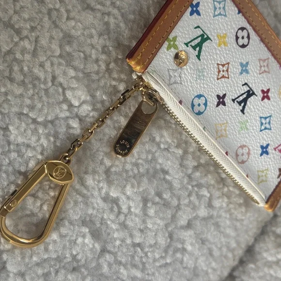 Louis Vuitton Murakami Monogram Multicolore Key Pouch - Picture 8 of 11